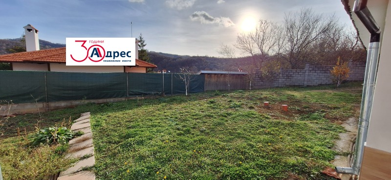 Продава КЪЩА, гр. Елена, област Велико Търново, снимка 16 - Къщи - 52706839