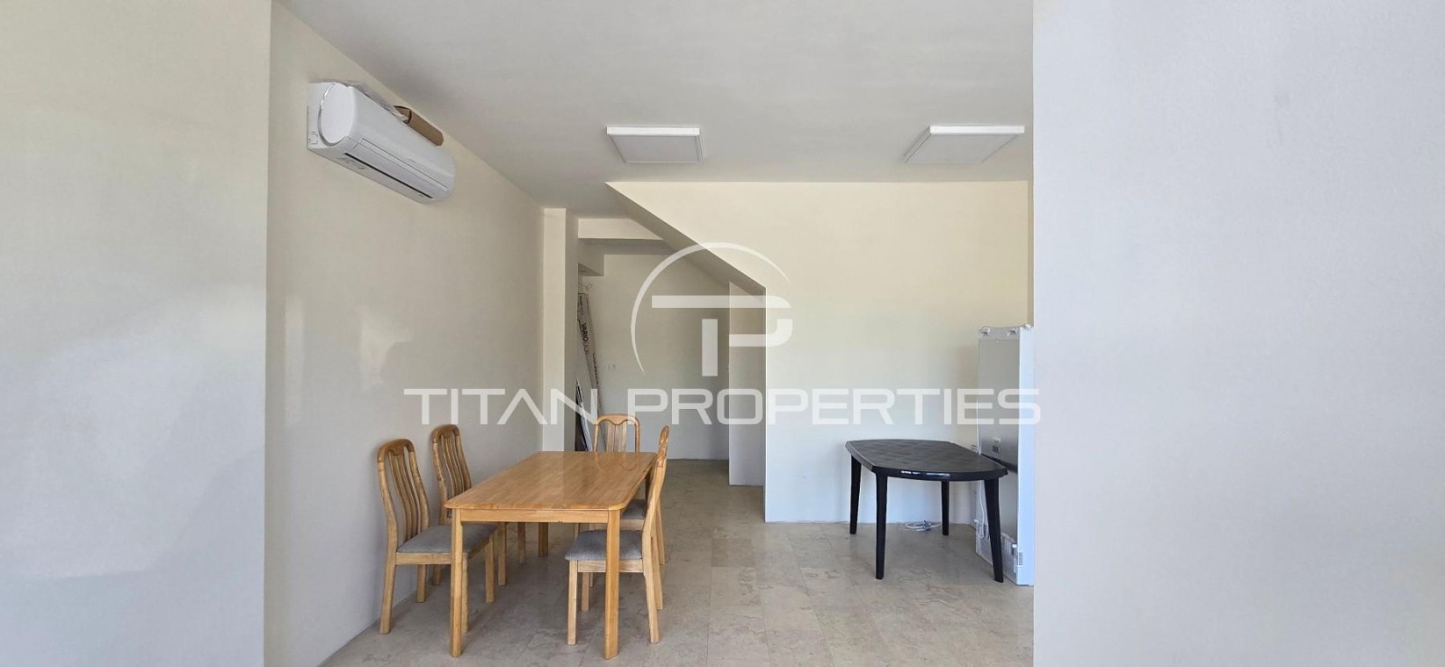 Продава ОФИС, гр. София, Център, снимка 2 - Офиси - 52662568