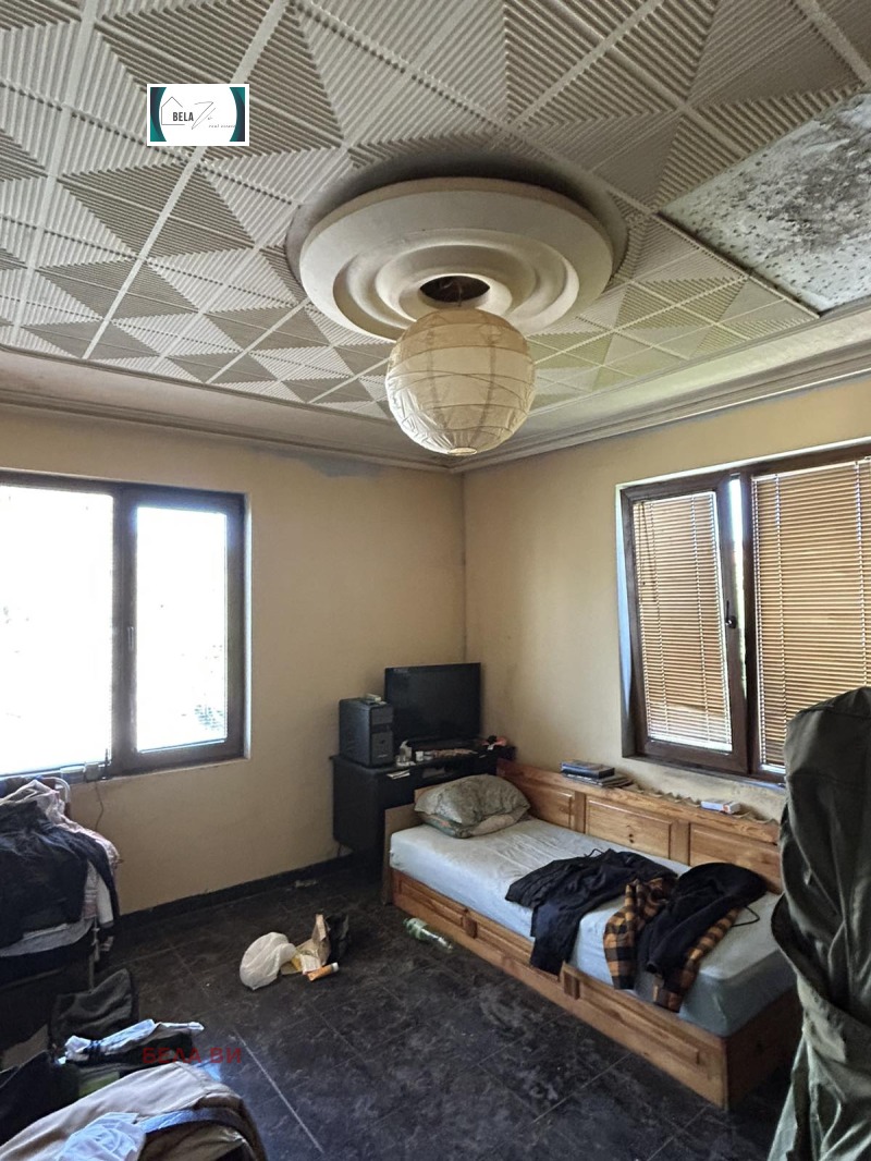 Na prodej  1 ložnice Pernik , Centar , 64 m2 | 44918997 - obraz [2]