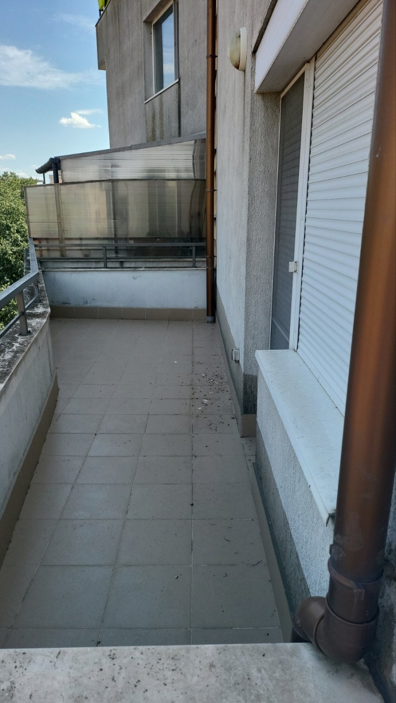 De vânzare  2 dormitoare Ruse , Țentâr , 140 mp | 44392329 - imagine [6]