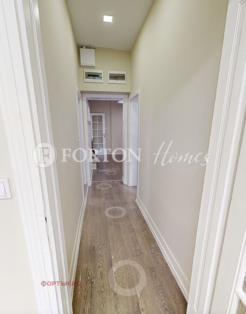 Продава 3-СТАЕН, гр. София, Център, снимка 3 - Апартаменти - 54222696