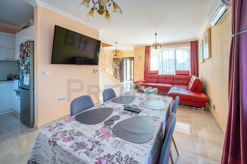 Продава КЪЩА, гр. Поморие, област Бургас, снимка 12 - Къщи - 52457628