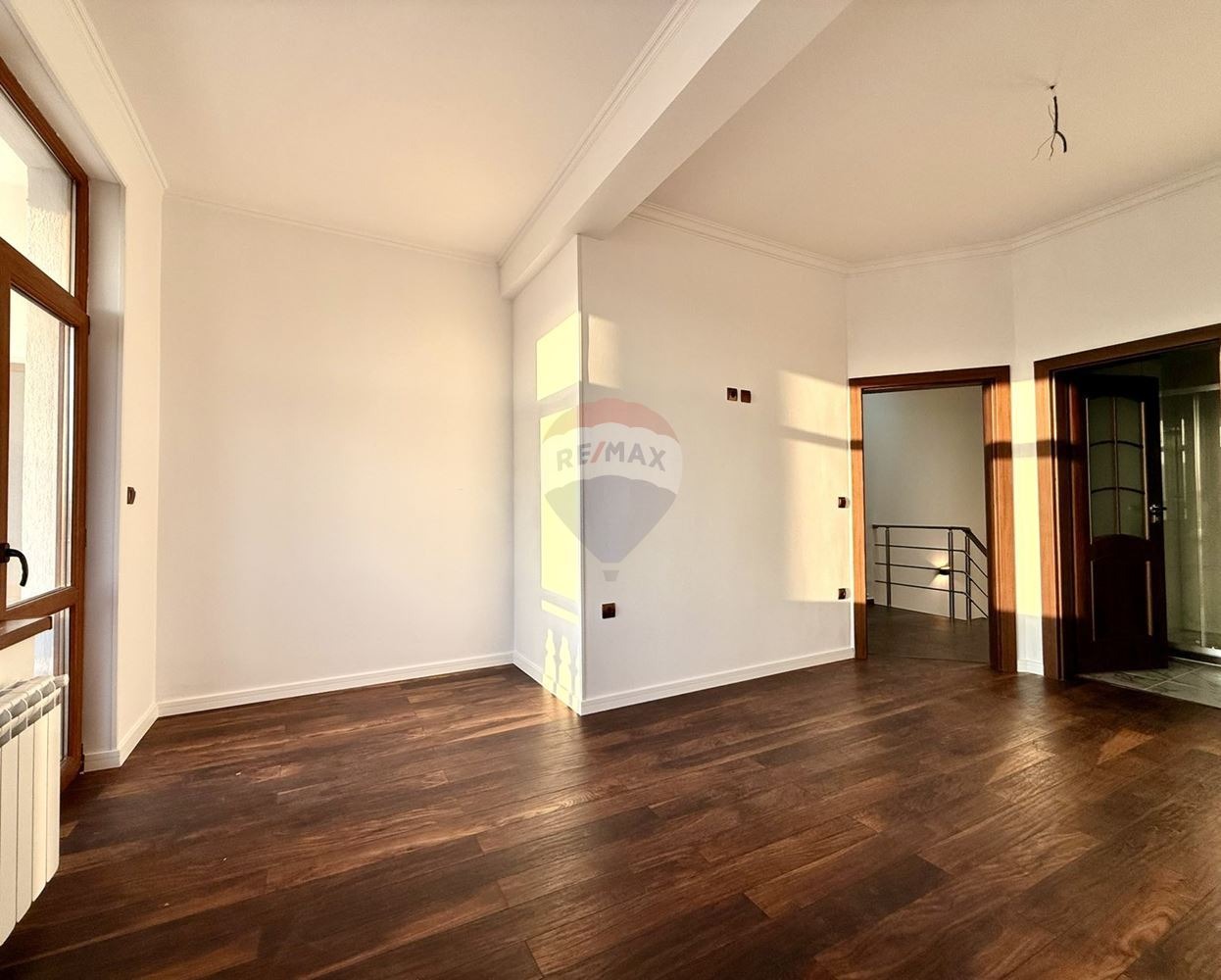 Продава КЪЩА, гр. Балчик, област Добрич, снимка 10 - Къщи - 54154113