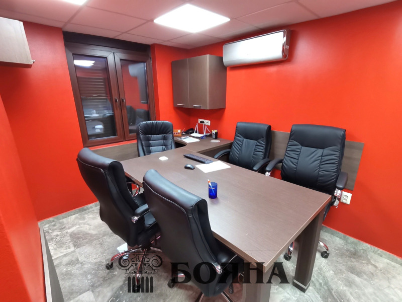 Продава ОФИС в град Русе, Търговия на едро - 100 кв.м / 140 000 € » 273 816.20 лв., ИМОТИ БОЯНА