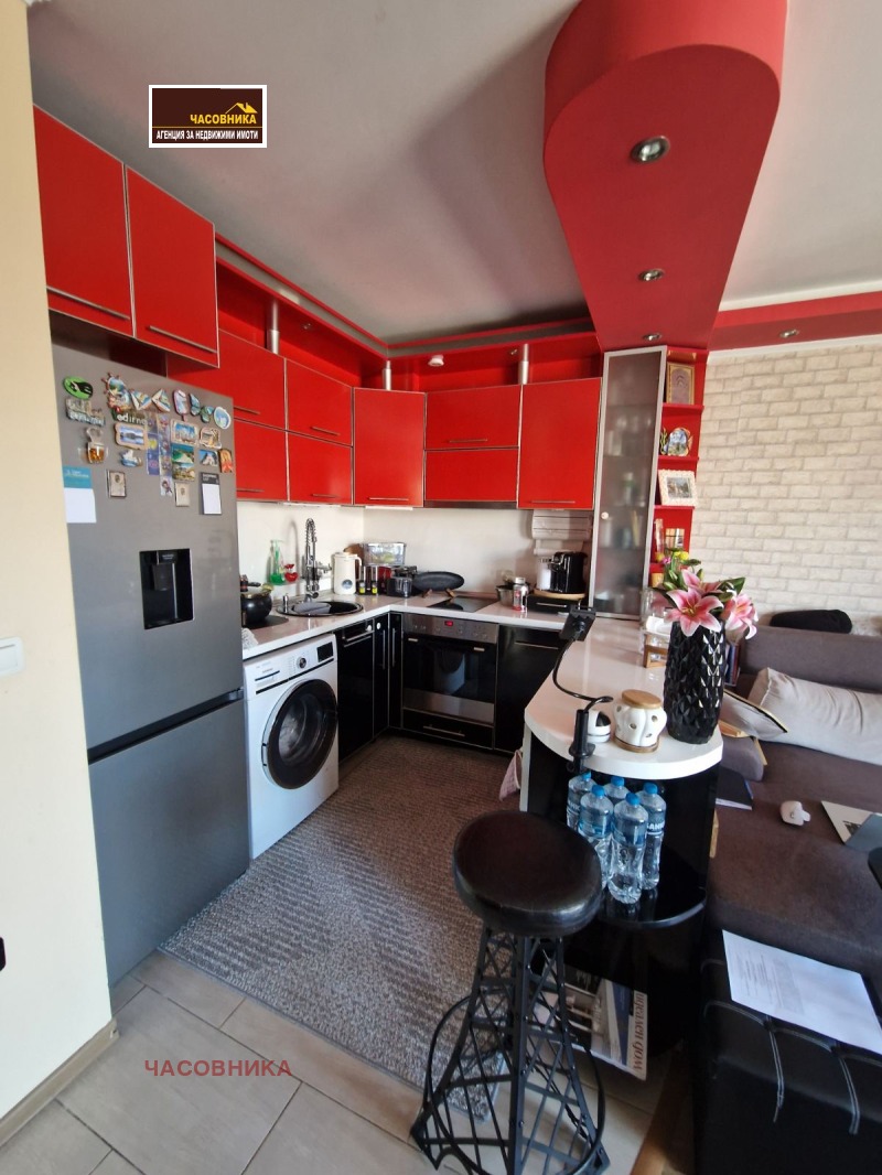 Продава  3-стаен град Пазарджик , Ставропол , 75 кв.м | 12168632