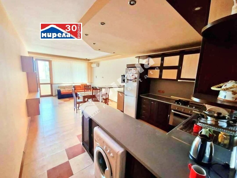 Продава 3-СТАЕН, гр. Велико Търново, Колю Фичето, снимка 6 - Апартаменти - 52475823