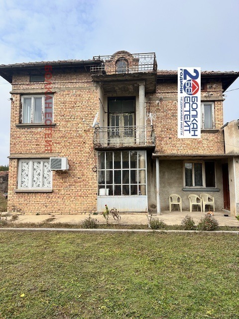 Продава КЪЩА, област Велико Търново, с. Ресен • 65000 € / 127128.95 лв. • 29792814 1