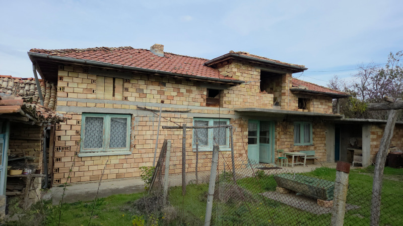 Продава КЪЩА, област Варна, с. Неново • 29999 € / 58672.94 лв. • 36741982 1