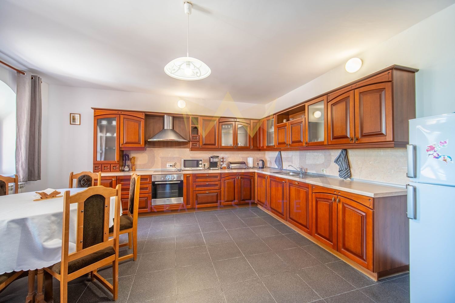 Продава КЪЩА, гр. Варна, м-т Горна Трака, снимка 5 - Къщи - 54751632