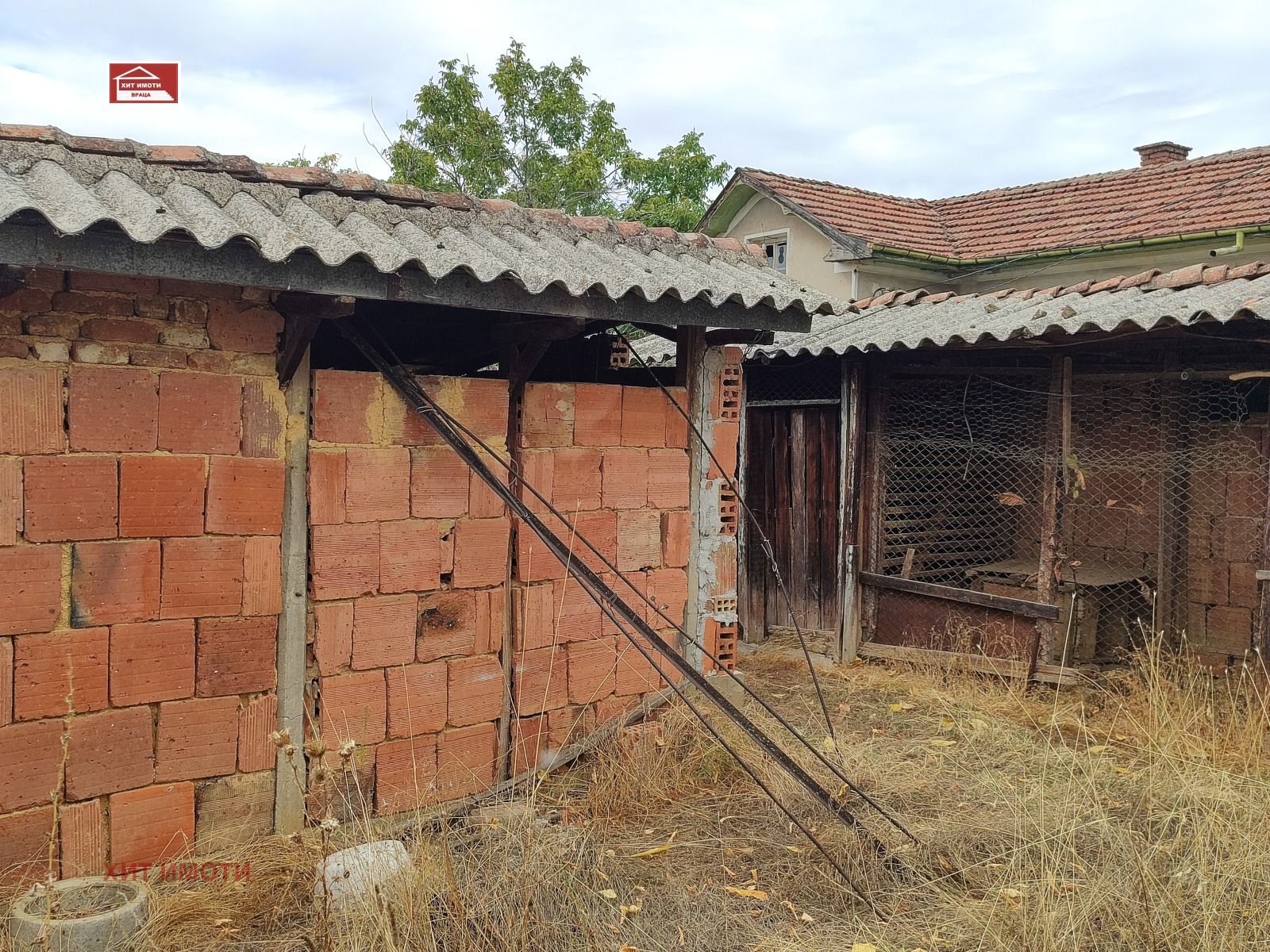 Продава КЪЩА, с. Баница, област Враца, снимка 15 - Къщи - 56551739