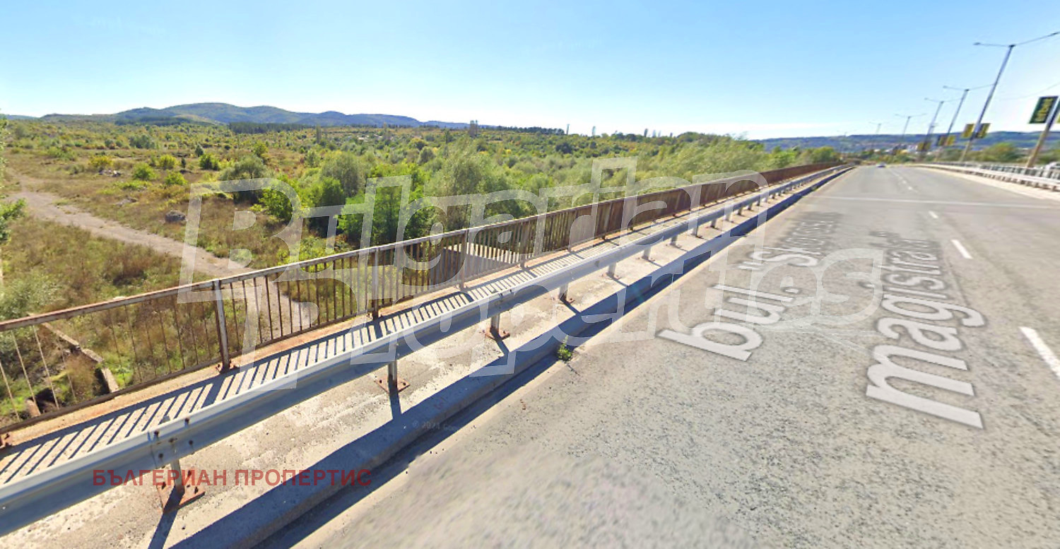 Продава ПАРЦЕЛ, гр. Перник, Куциян