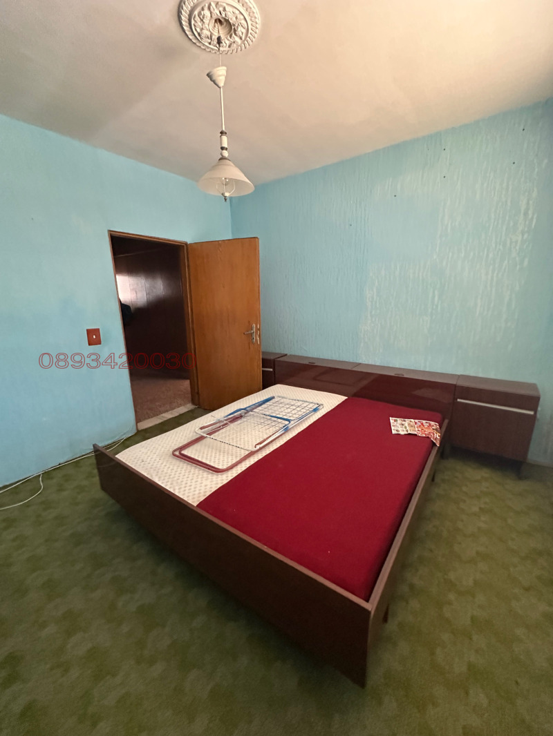 En venta  2 dormitorios región Sofia , Botevgrad , 80 metros cuadrados | 63676426 - imagen [3]