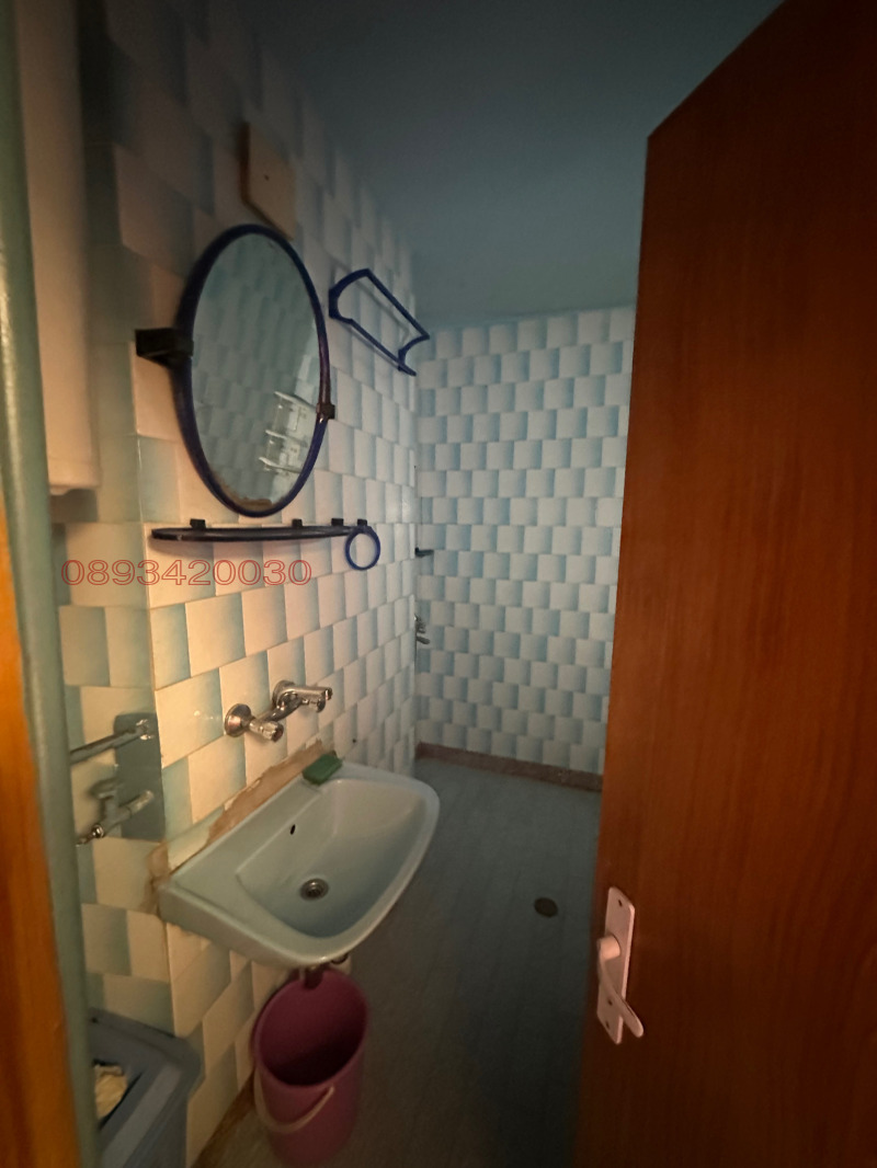 En venta  2 dormitorios región Sofia , Botevgrad , 80 metros cuadrados | 63676426 - imagen [4]