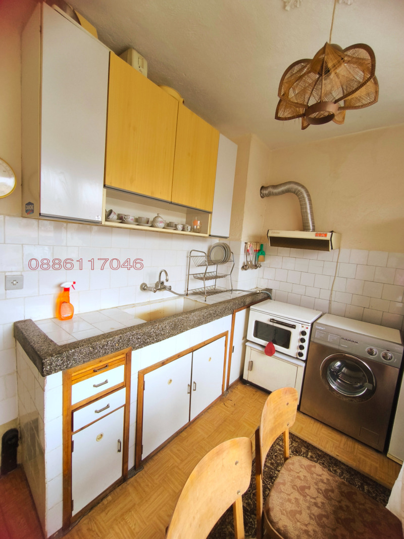 Продава 3-СТАЕН, гр. Казанлък, област Стара Загора, снимка 4 - Апартаменти - 52780190