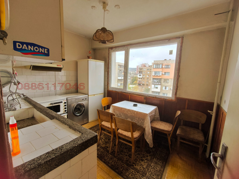 Продава 3-СТАЕН, гр. Казанлък, област Стара Загора, снимка 5 - Апартаменти - 52780190