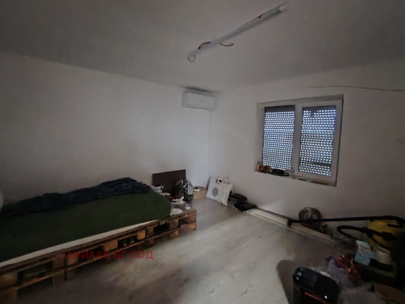 Продава КЪЩА, с. Карапелит, област Добрич, снимка 3 - Къщи - 52545303