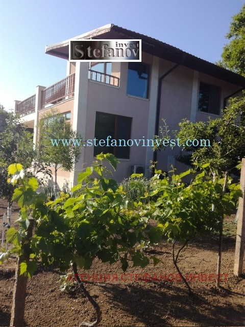 Продава КЪЩА, с. Господиново, област Варна