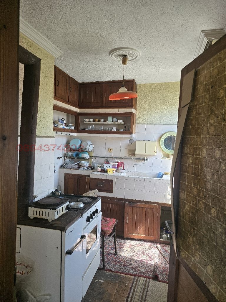 Продава КЪЩА, гр. Панагюрище, област Пазарджик, снимка 13 - Къщи - 55570529