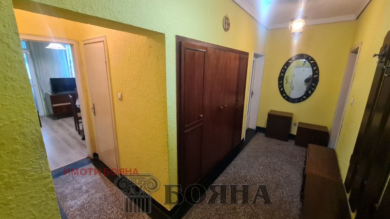 Продава  3-стаен град Русе , Широк център , 97 кв.м | 43766564 - изображение [17]