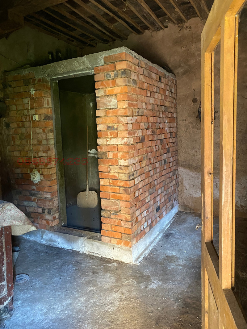 Продава КЪЩА, с. Лесидрен, област Ловеч, снимка 13 - Къщи - 52774410