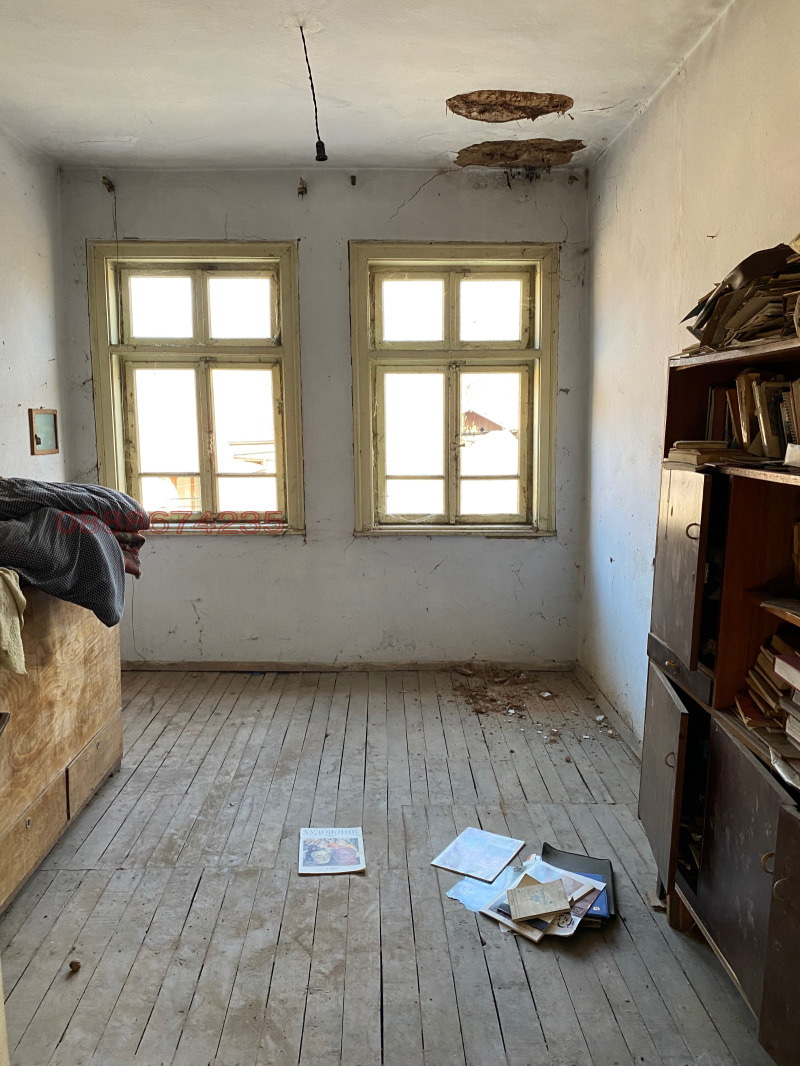 Продава КЪЩА, с. Лесидрен, област Ловеч, снимка 9 - Къщи - 52774410