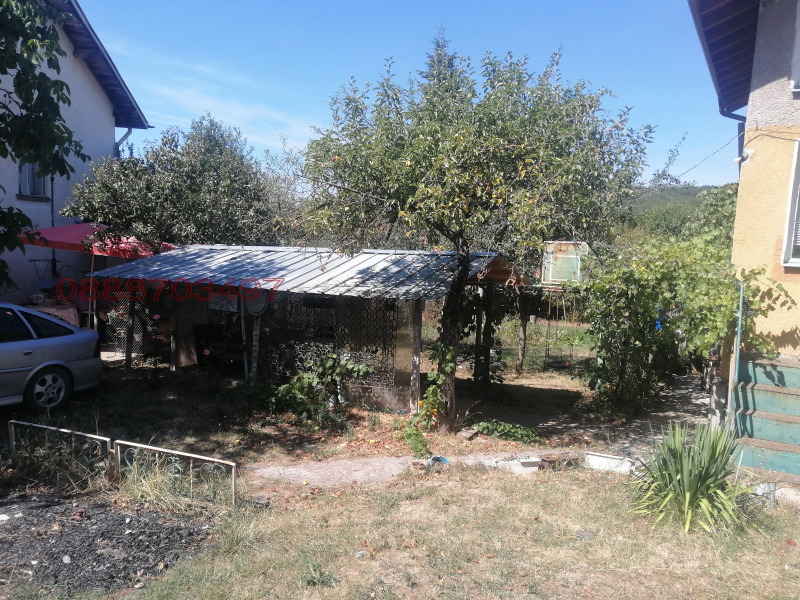 Продава ВИЛА, гр. София, гр. Нови Искър, снимка 8 - Вили - 52784282