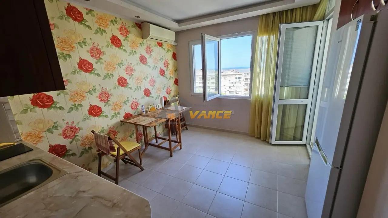 Продава 2-СТАЕН, гр. Бургас, Изгрев, снимка 4 - Апартаменти - 55778988