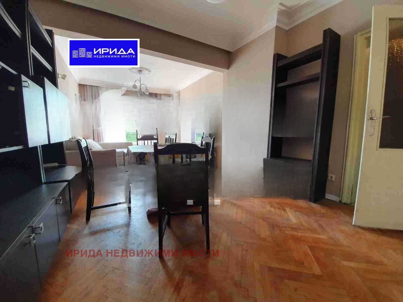 Продава  2-стаен град София , Център , 81 кв.м | 11990175 - изображение [2]