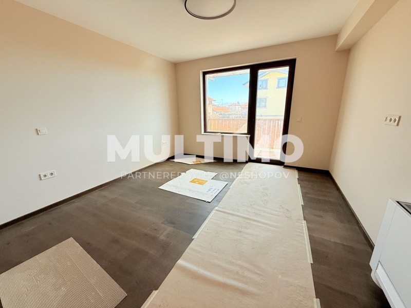 Myytävänä  Talo Sofia , Dobroslavtsi , 370 neliömetriä | 36444307 - kuva [7]