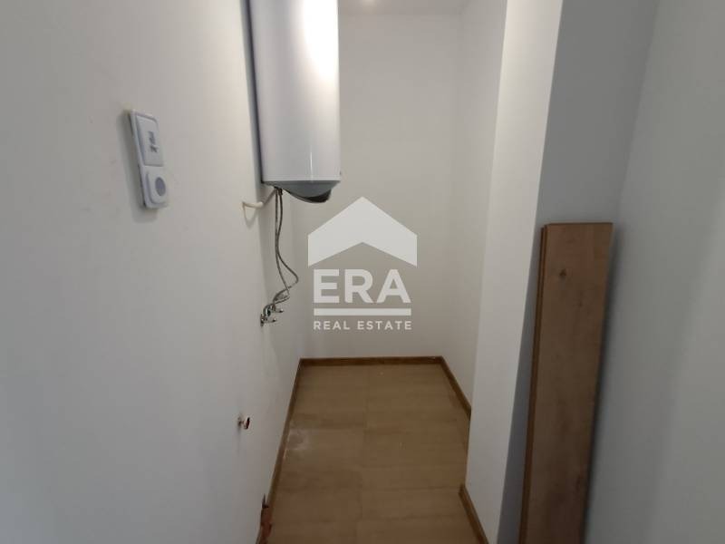 Продава КЪЩА, с. Езерец, област Добрич, снимка 12 - Къщи - 55024620