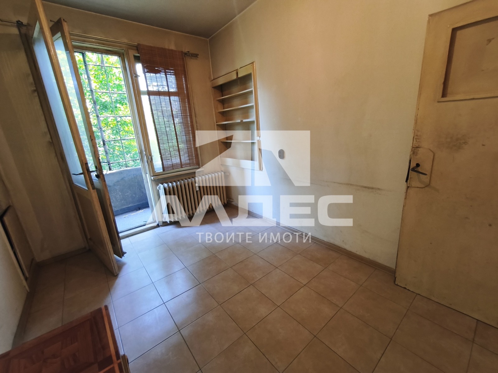 Продава 3-СТАЕН, гр. София, Докторски паметник, снимка 12 - Апартаменти - 55314456