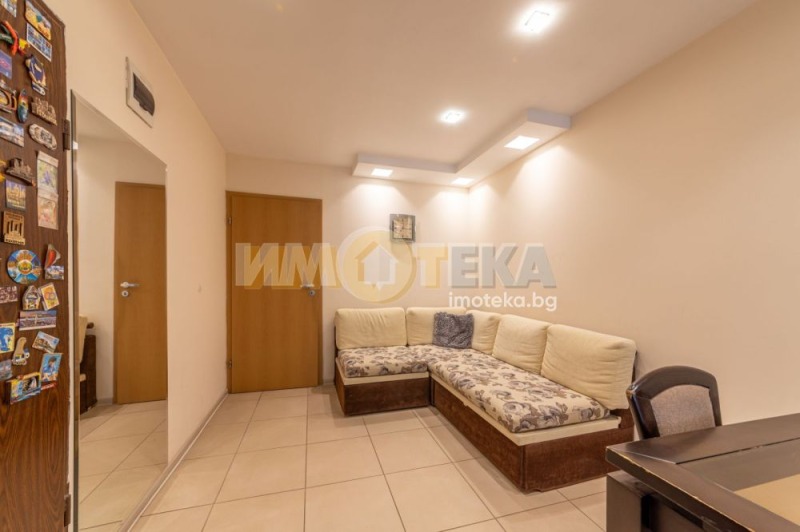 En venta  1 dormitorio Varna , VINS-Cherven ploshtad , 83 metros cuadrados | 76736219 - imagen [12]