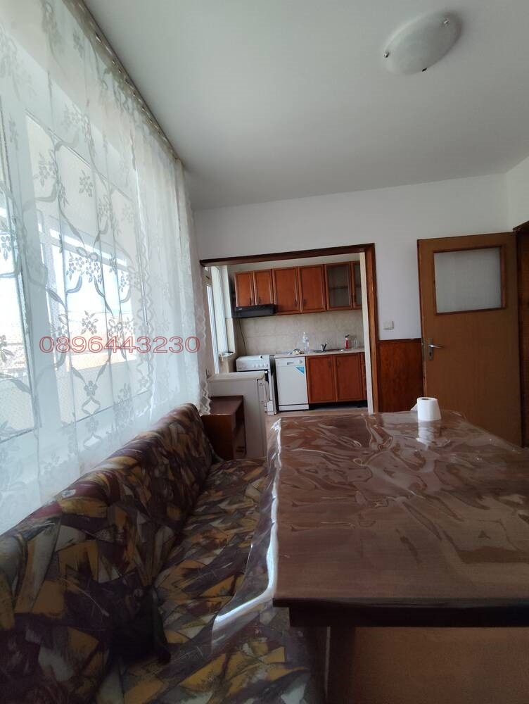 Продава ЕТАЖ ОТ КЪЩА, гр. Шумен, Тракия, снимка 3 - Етаж от къща - 54328823