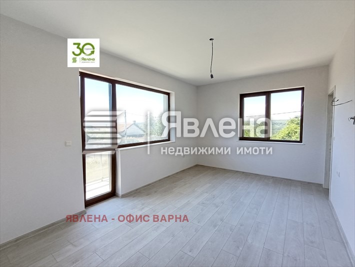 Продава КЪЩА, гр. Варна, м-т Ракитника, снимка 12 - Къщи - 47347737