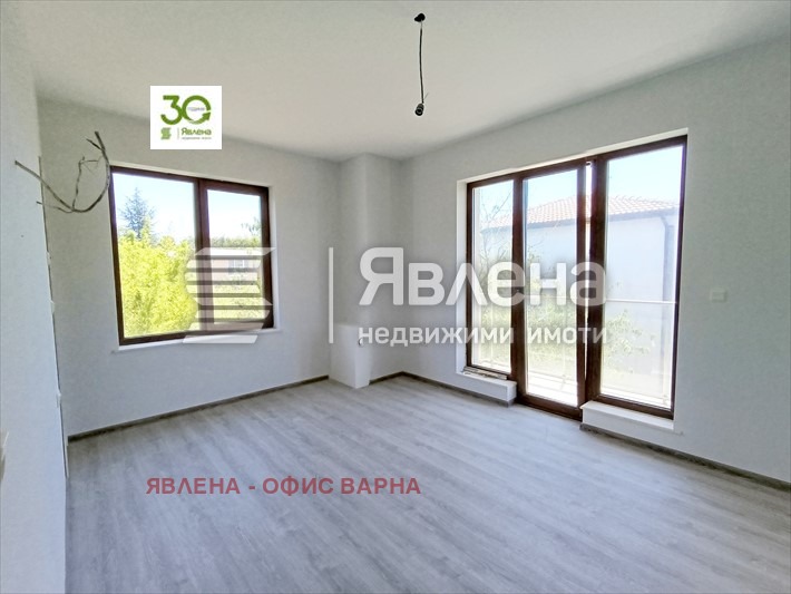 Продава КЪЩА, гр. Варна, м-т Ракитника, снимка 10 - Къщи - 47347737