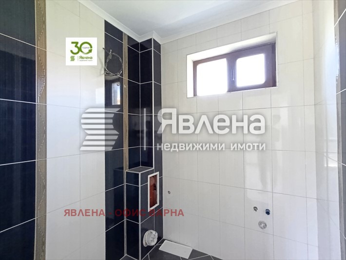 Продава КЪЩА, гр. Варна, м-т Ракитника, снимка 13 - Къщи - 47347737