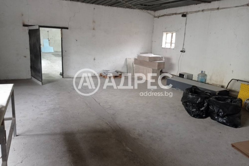 À venda  Armazenar região Plovdiv , Iagodovo , 521 m² | 69278554 - imagem [3]