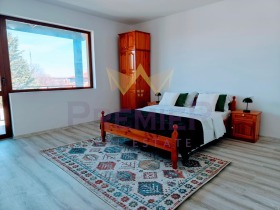 Ev Cariçino, bölge Dobriç 14