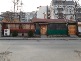 Bar; kawiarnia Rodina 2, Ruse 2