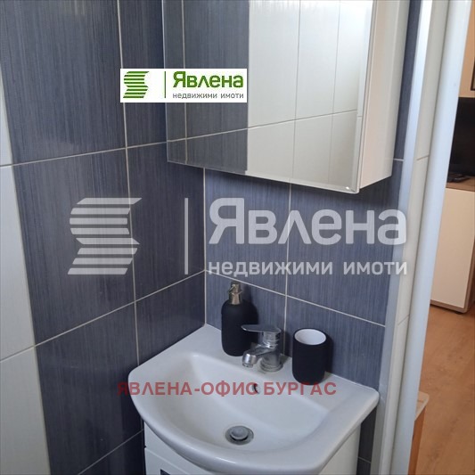 Продава 1-СТАЕН, гр. Бургас, Лазур, снимка 4 - Aпартаменти - 48855485