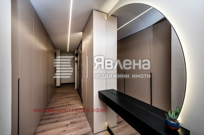 Продава 4-СТАЕН, гр. София, Център, снимка 16 - Апартаменти - 54117236