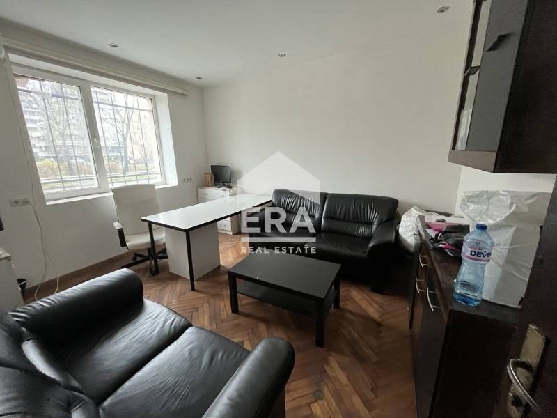 Продава ЕТАЖ ОТ КЪЩА, гр. София, Зона Б-5-3, снимка 4 - Етаж от къща - 52652493