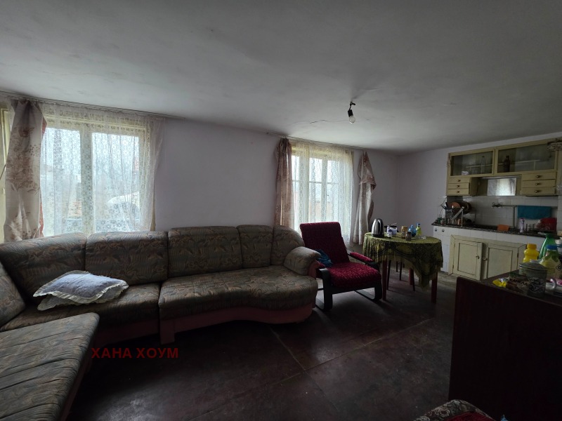 Продава КЪЩА, с. Черни Осъм, област Ловеч, снимка 10 - Къщи - 52692905