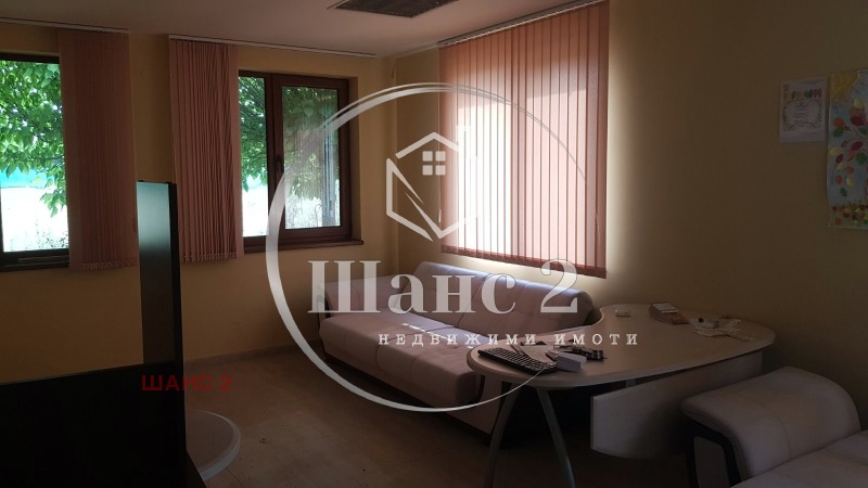 Satılık  Komplo bölge Razgrad , Isperih , 35046 metrekare | 93929650 - görüntü [3]