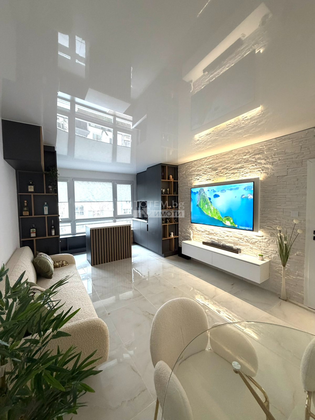 Продава 2-СТАЕН, гр. София, Толстой, снимка 2 - Апартаменти - 54066956