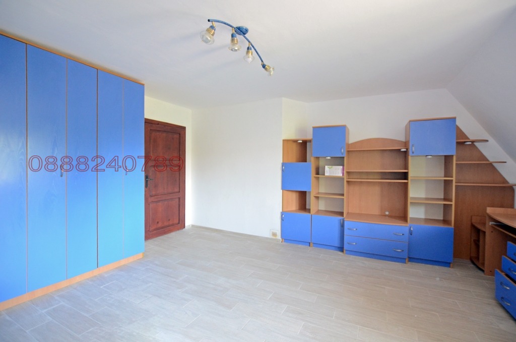 Продава МНОГОСТАЕН, гр. Добрич, Център, снимка 14 - Апартаменти - 54820172
