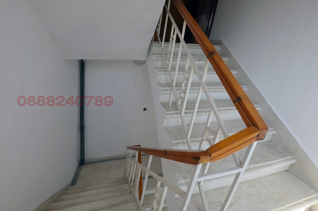 Продава МНОГОСТАЕН, гр. Добрич, Център, снимка 4 - Апартаменти - 54820172