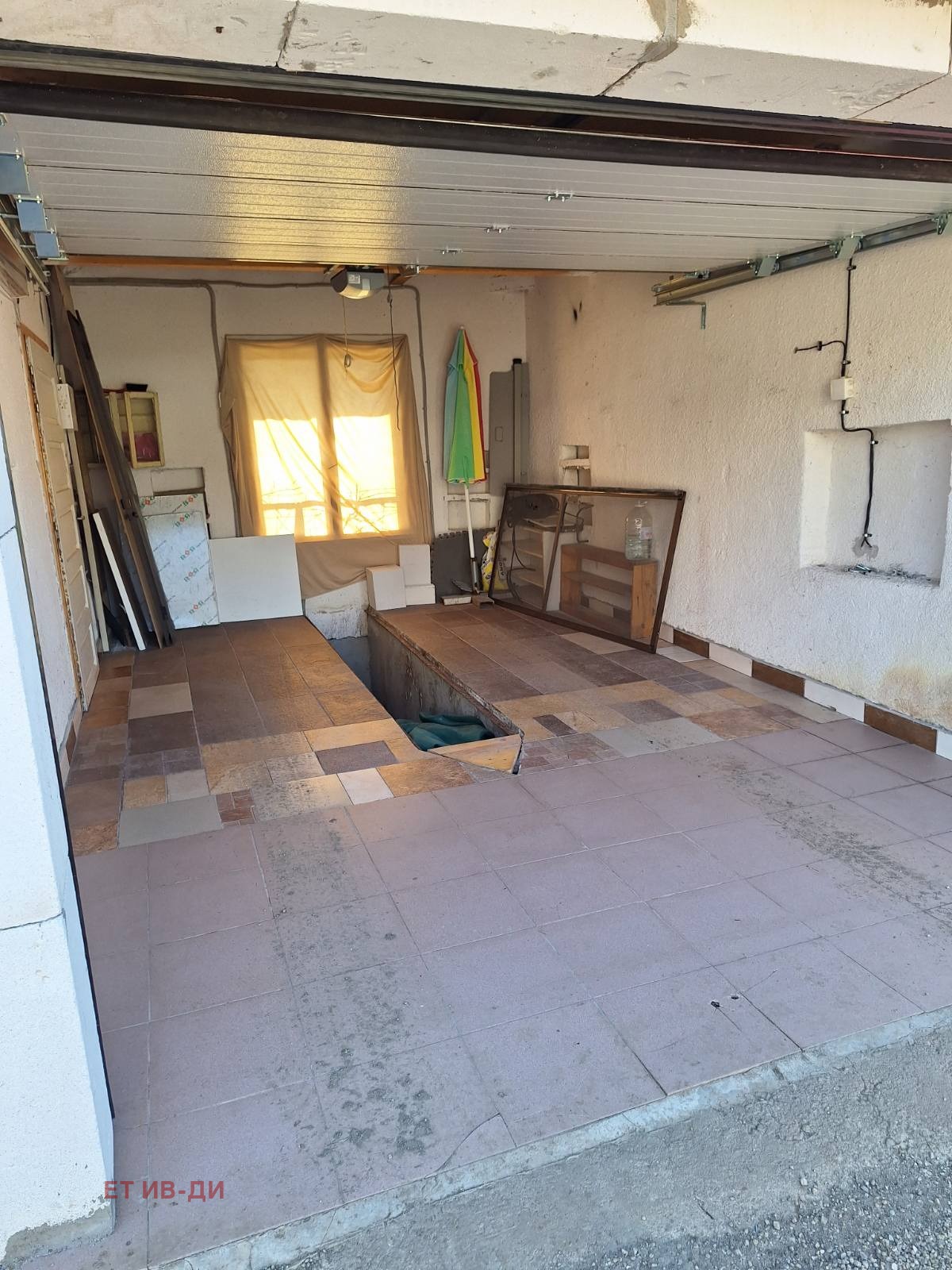 Продава КЪЩА, с. Пчелин, област София област, снимка 15 - Къщи - 54073301