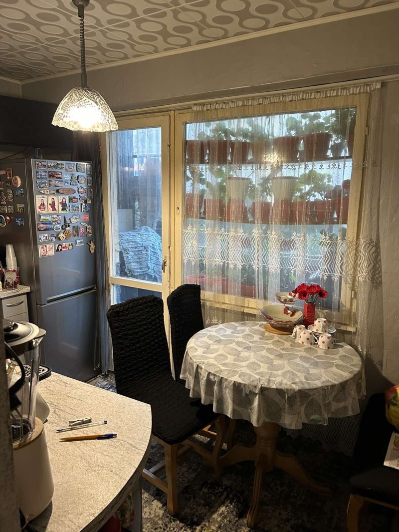 Til salg  1 soveværelse Ruse , Midiya Enos , 56 kvm | 32820644