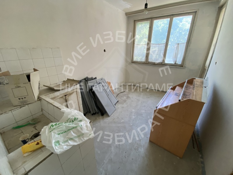 Продава 4-СТАЕН, гр. Варна, Център, снимка 2 - Aпартаменти - 46514198